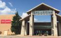 Photo de Spring Hill Mall in Dundee Township  - Nursing Rooms Locator