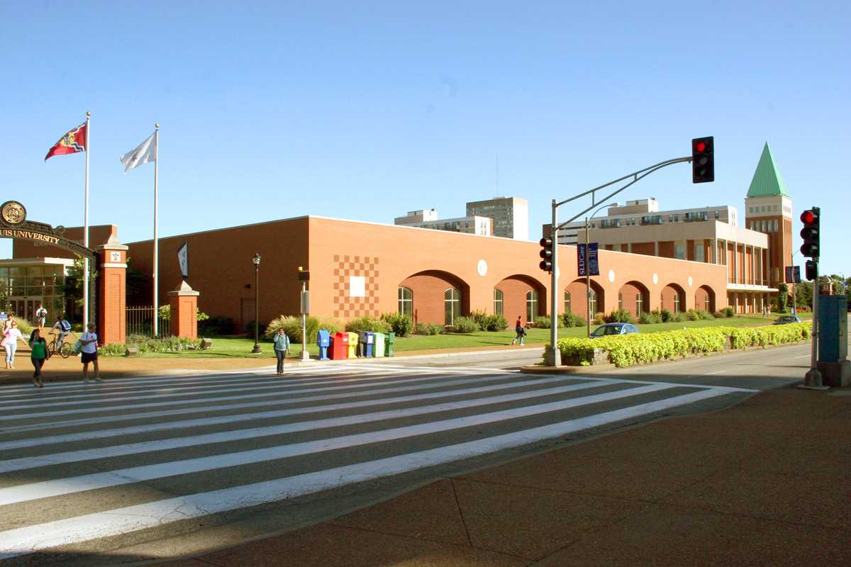 st louis university busch student center outside view