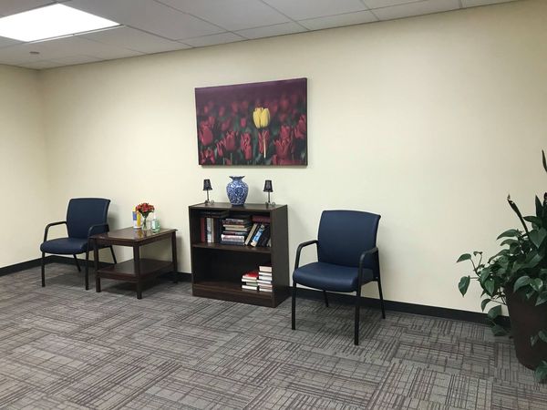 new orleans international airport terminal b baby care room pic2